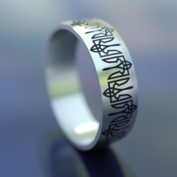 Титанове кільце з орнаментом із тризубців